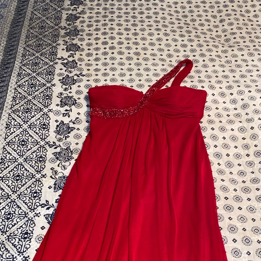 Red one should dress
